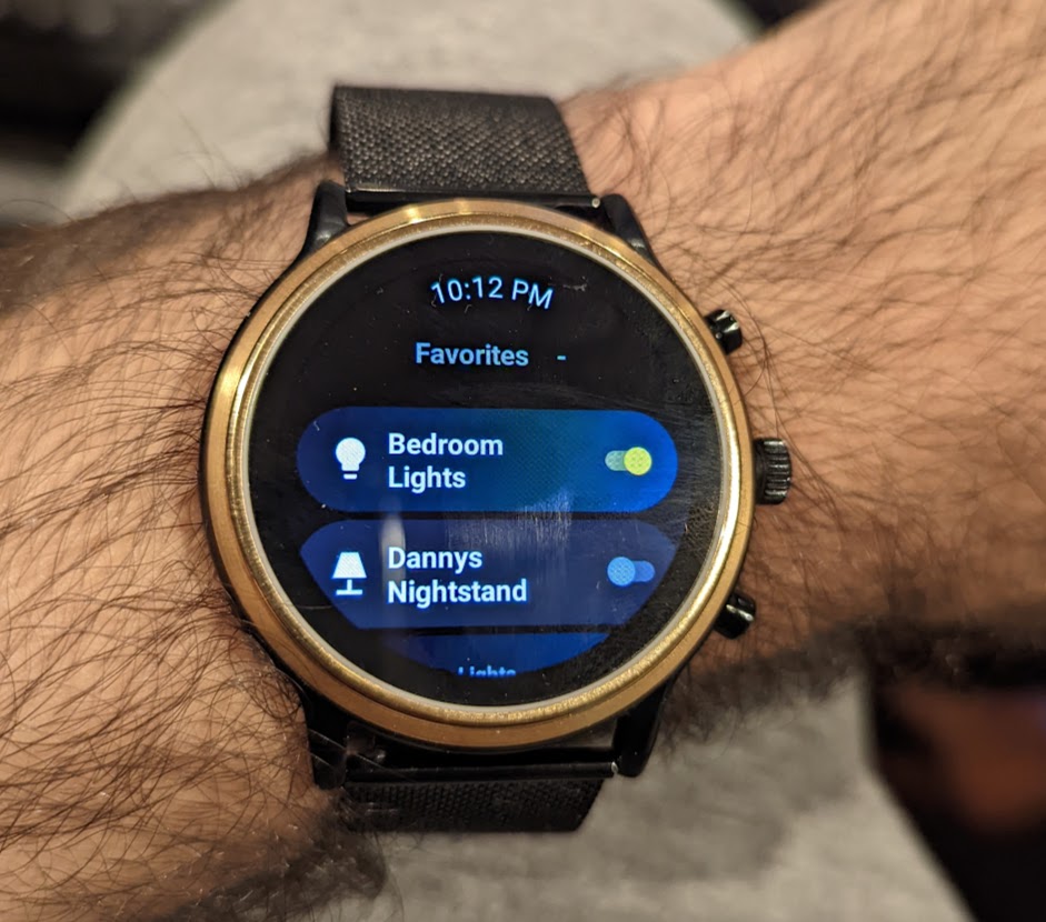 Captura de pantalla de Wear OS en la muñeca